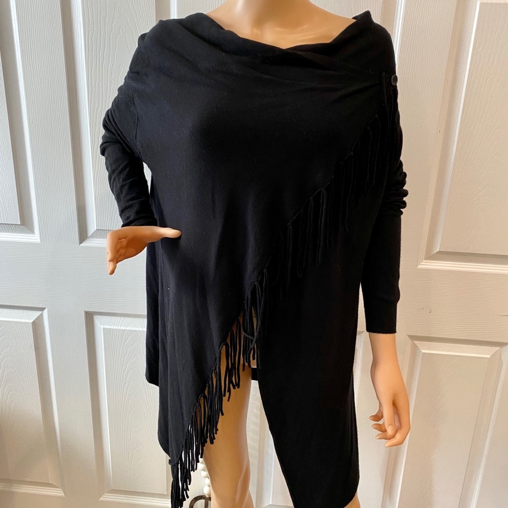 LOVESTITCH NWT SZ S BLACK SHAWL LIKE SWEATER
